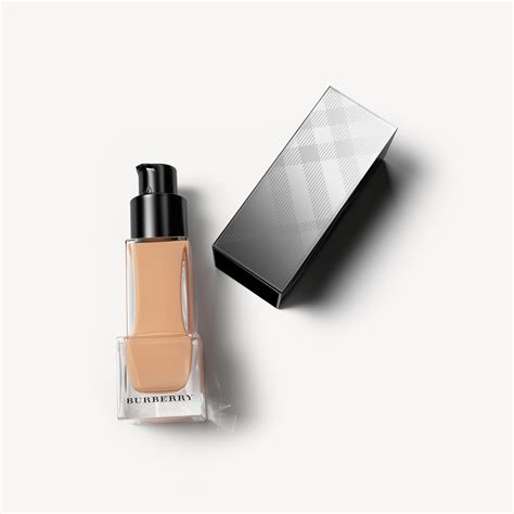 burberry fresh glow foundation powder|burberry fresh glow luminous foundation.